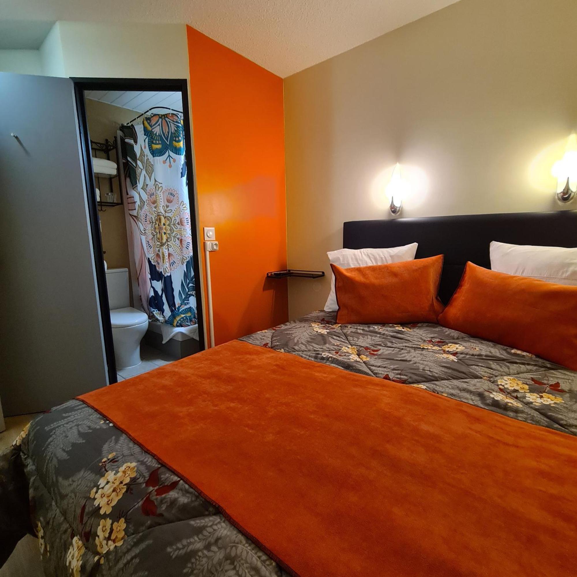 Hotel L'Etoile Aeroport - A61 카르카손 외부 사진
